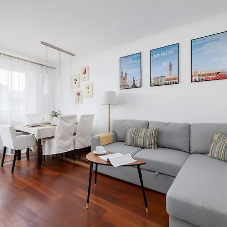 Cozy With Parking In By Renters *